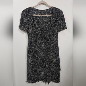 Connected Apparel - 90s/00s Era Black and White Polka Dot Dress W/shoulder Pads